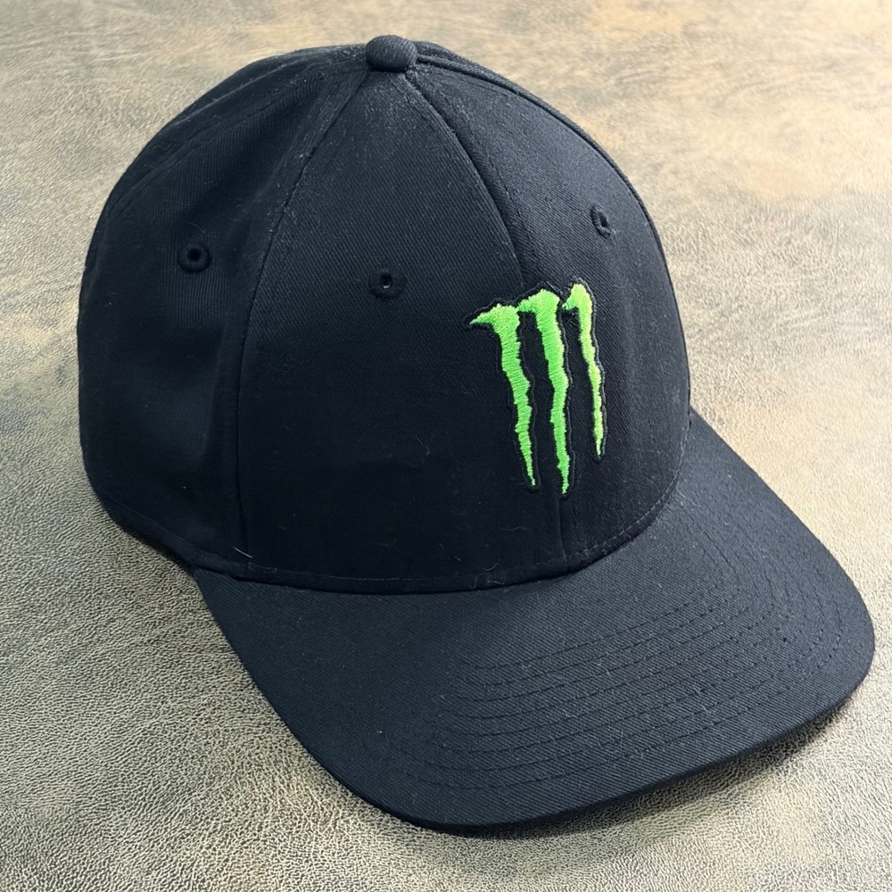 Monster Energy Baseball Cap Mens S/M Black A-Flex Stretch Fit Logo Hat 8081